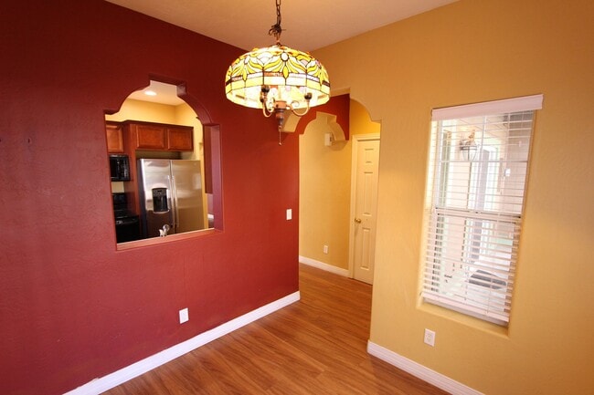 Building Photo - 3250 S Litzler Dr