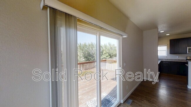 Foto del edificio - 1145 Antrim Loop