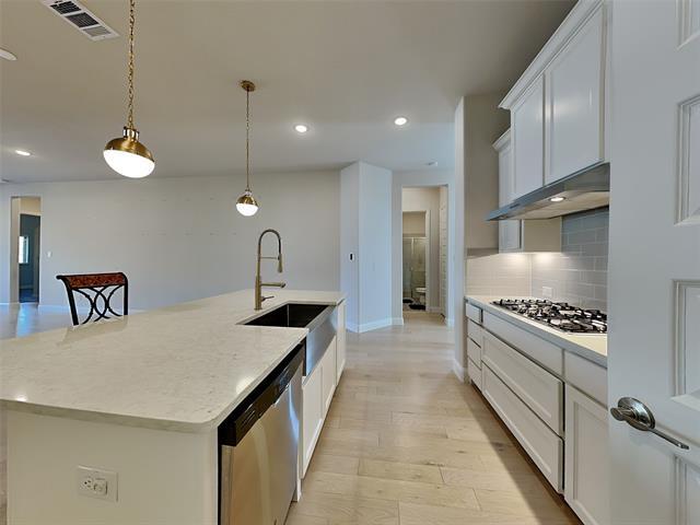 Foto del edificio - 721 Precious Dr