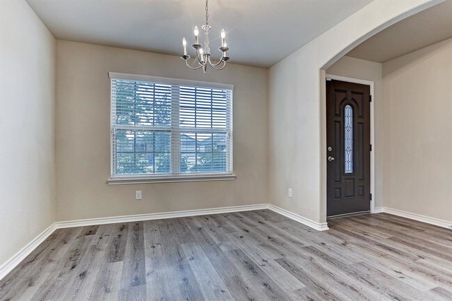 Building Photo - 3210 Chimera Ln