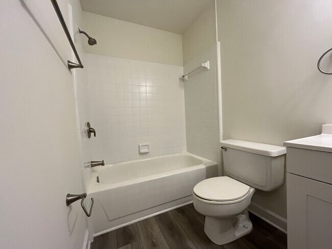 Foto del edificio - 1310 Morris St