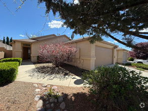Building Photo - 7451 E Mountain Dr