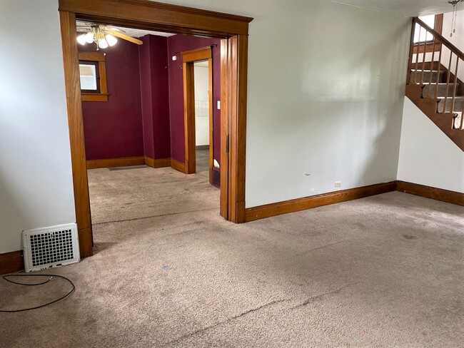 Foto del edificio - 1098 Big Falls Ave