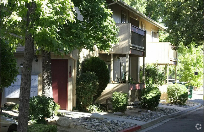 Cottages at Glenda