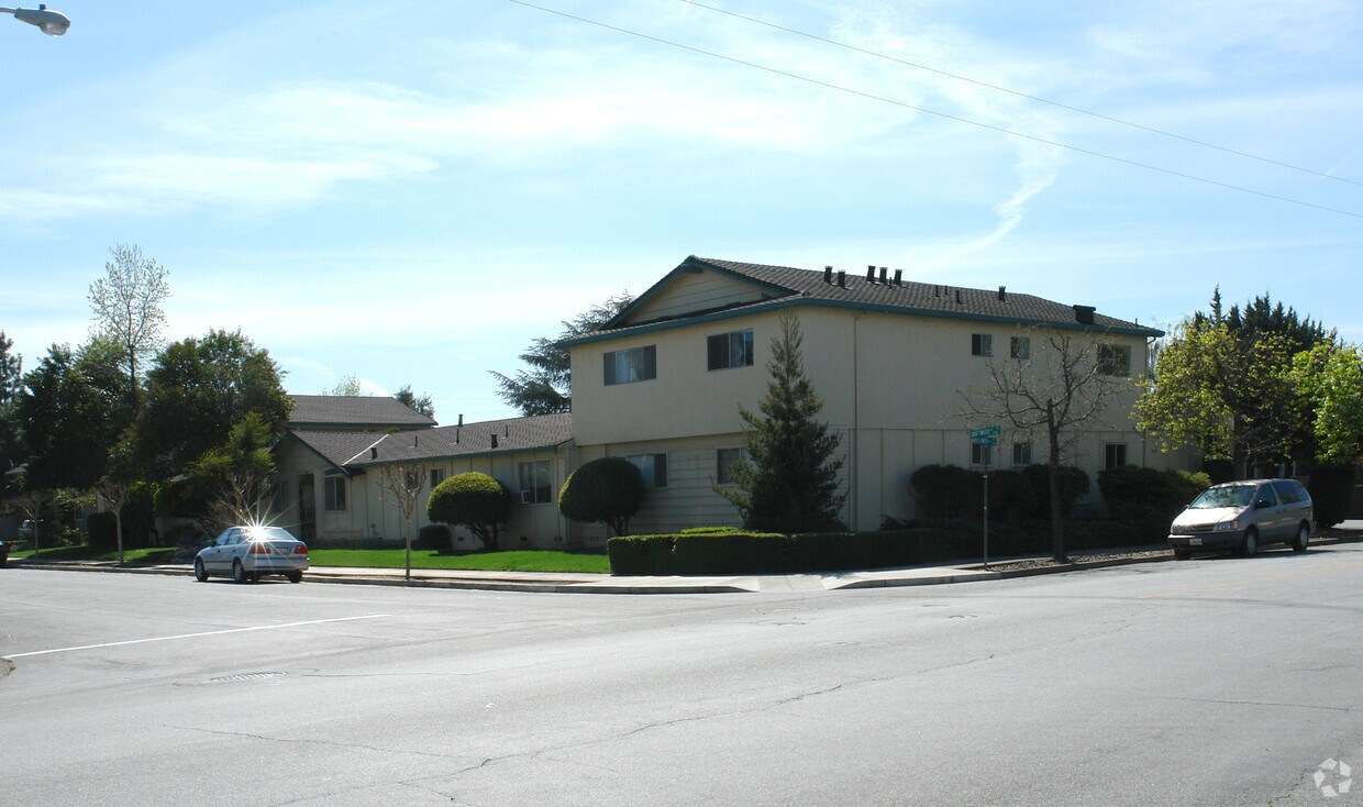 1180 Driftwood Ter, Gilroy, CA 95020 Apartments in Gilroy, CA
