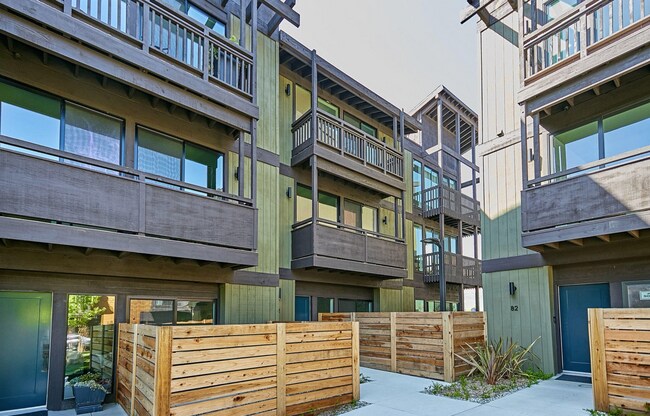 Building Photo - 4201 Pennsylvania Ave