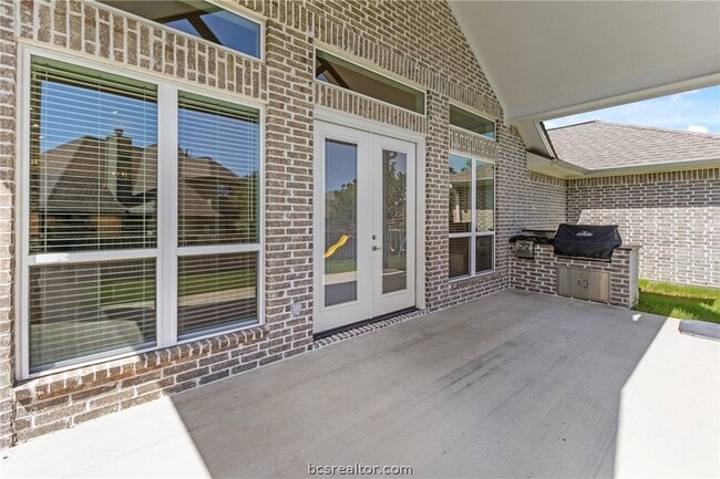 Building Photo - 4209 Downton Abbey Ave