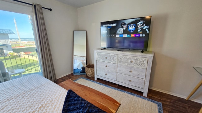 Foto del edificio - 2750 Ocean Shore Blvd