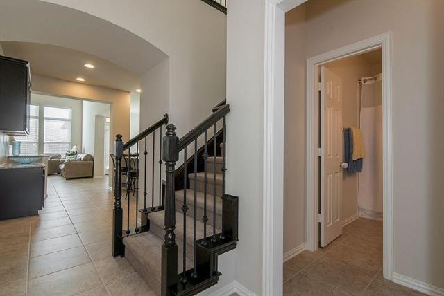Foto del edificio - 5205 Datewood Ln