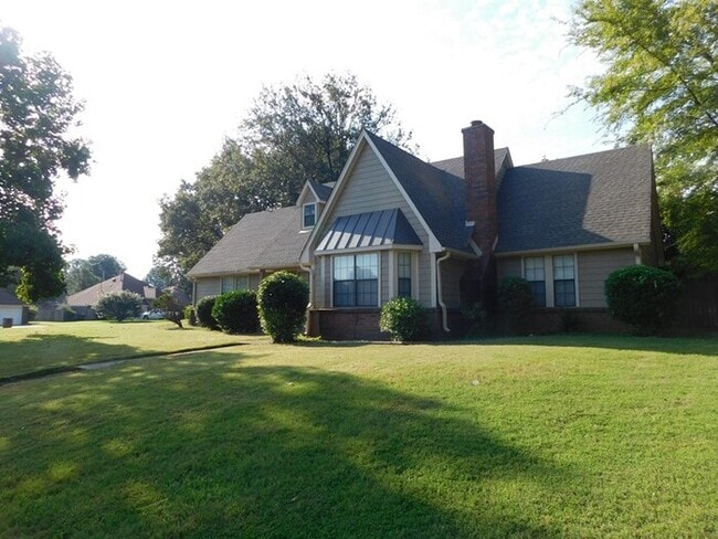 Building Photo - 6701 Walter Forest Cove