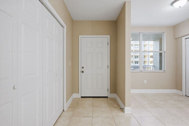 Photo - 960 Starkey Rd Apartment