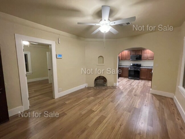 Foto del edificio - 1526 E McKinley St