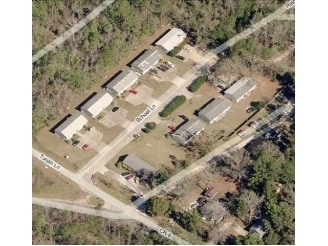 Foto principal - 18711 W Oak Rd