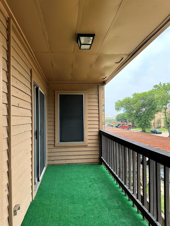 Foto del edificio - 10555 Turtlewood Ct
