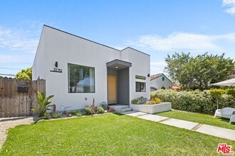 Building Photo - 3170 Glenmanor Pl