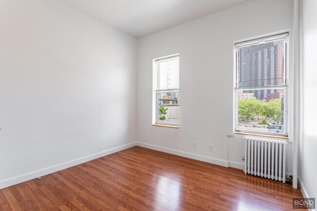 Building Photo - 1 bedroom in Brooklyn NY 11222