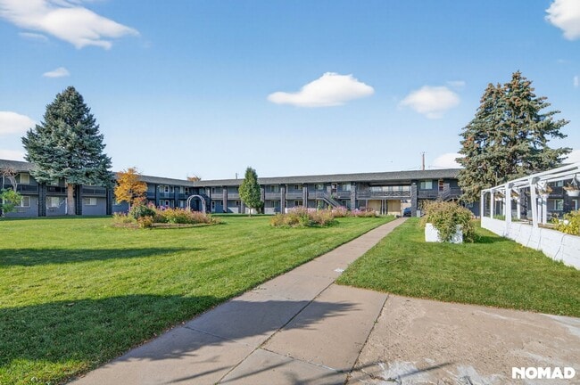 Building Photo - 1865 Fenton St