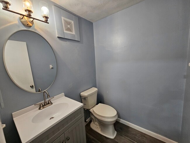 Building Photo - 1514 Espanola Ave