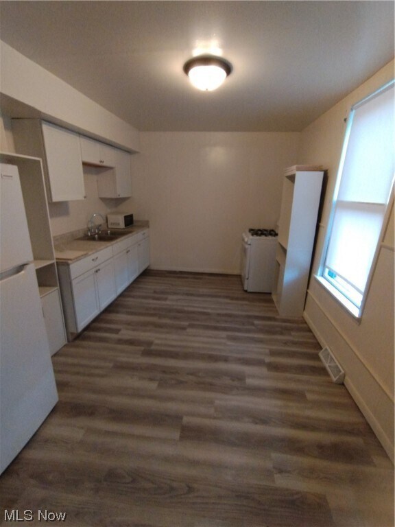 Foto del edificio - 716 Mercer Ave NE