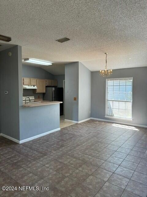 Building Photo - 3441 Turkey Oaks Dr S
