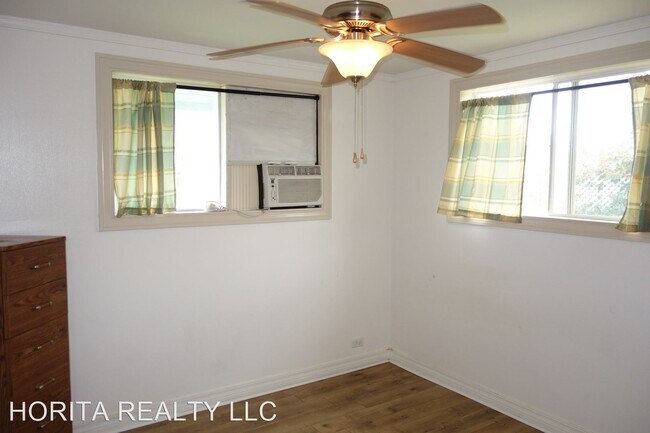 Building Photo - 3 br, 1.5 bath House - 68-238 AU ST.