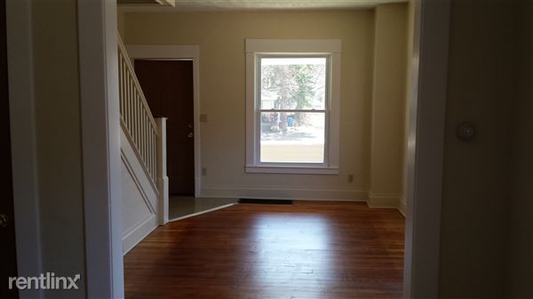 Building Photo - 837 E Shiawassee St