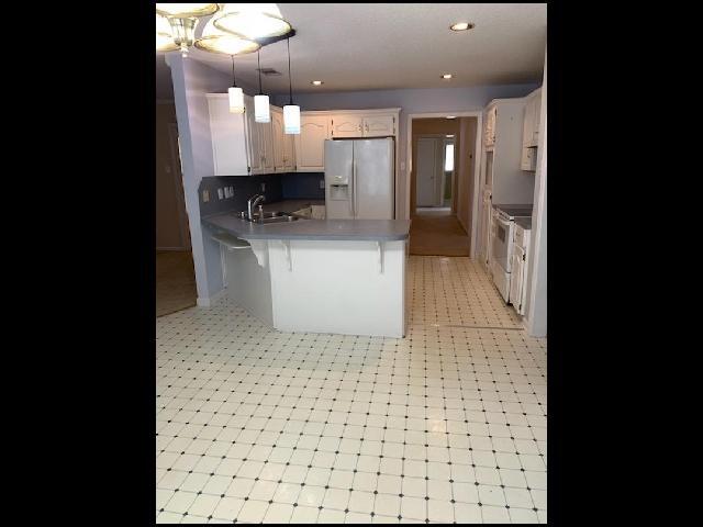 Foto del edificio - 1024 Colonial Dr