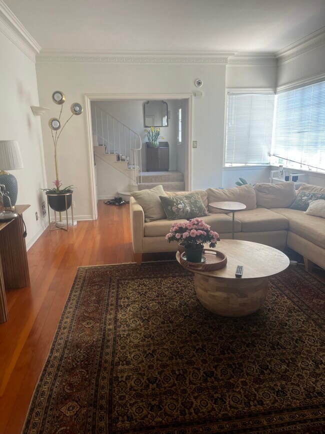 Foto del edificio - 10821 Lindbrook Dr