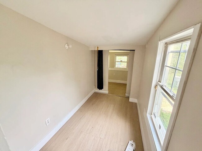 Foto del edificio - 909 N 3rd St