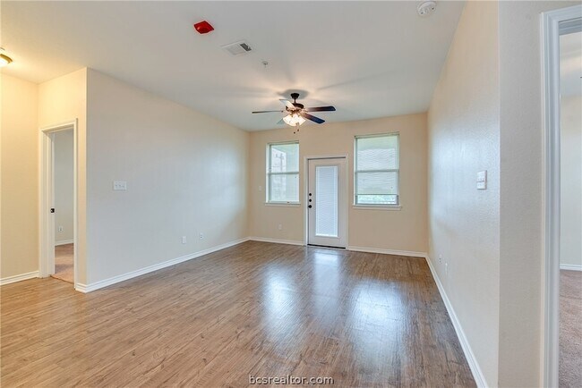 Foto del edificio - 1915 Dartmouth St