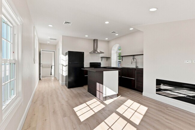 Foto del edificio - 740 W Vine St
