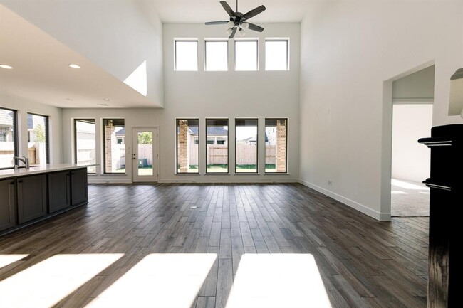 Building Photo - 23635 Bottlebrush Terrace Trl