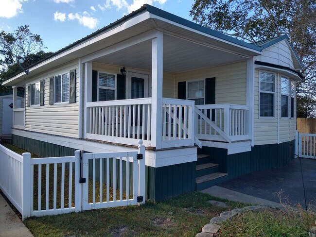 Foto del edificio - 13361 Lipscomb Rd