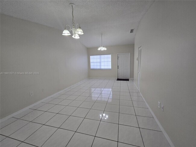 Foto del edificio - 14659 SW 126th Pl