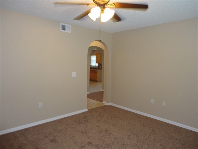 Foto del edificio - 12911 Parkington Dr