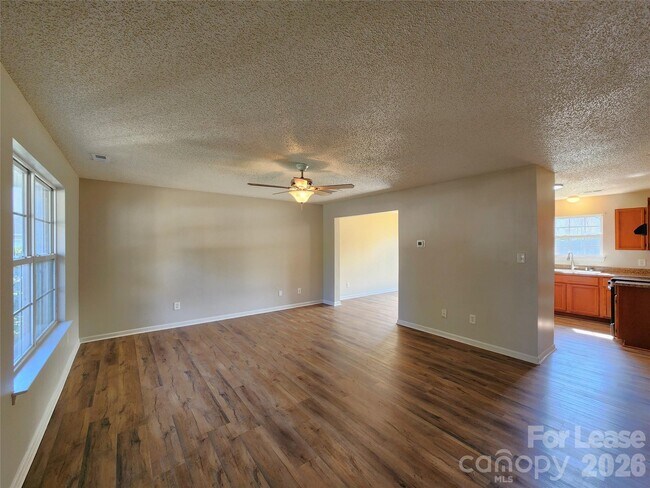 Building Photo - 3046 Talledaga Ln SW