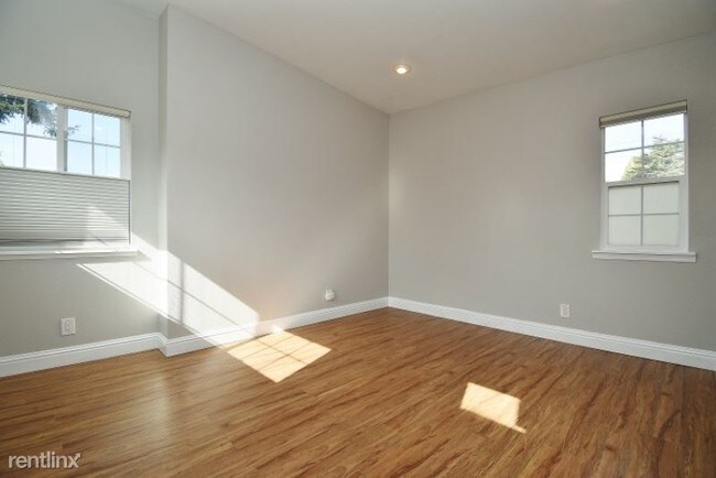 Building Photo - 2216 Ashby Ave