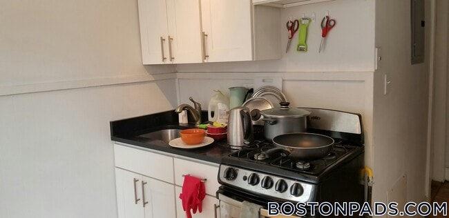 Foto del edificio - 110 Willow St