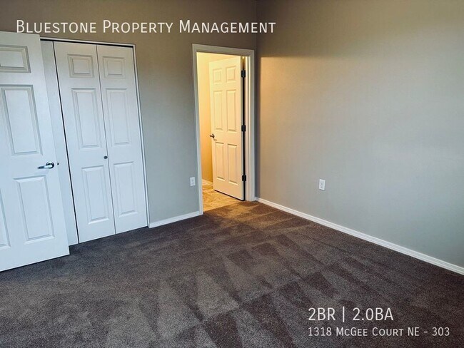 Building Photo - Two-Bedroom Apartment With Views --Availab...
