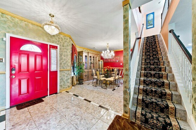 Building Photo - 21414 Pointed Oak Ln