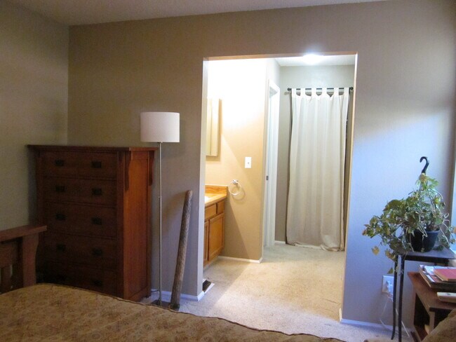 Foto del edificio - 10930 W Florida Ave