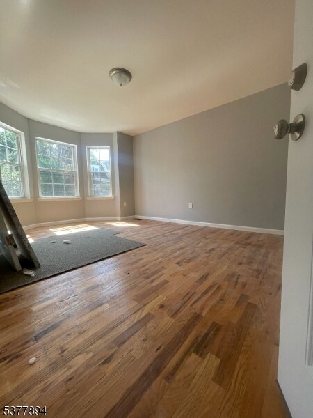 Foto del edificio - 271 Ellis Ave