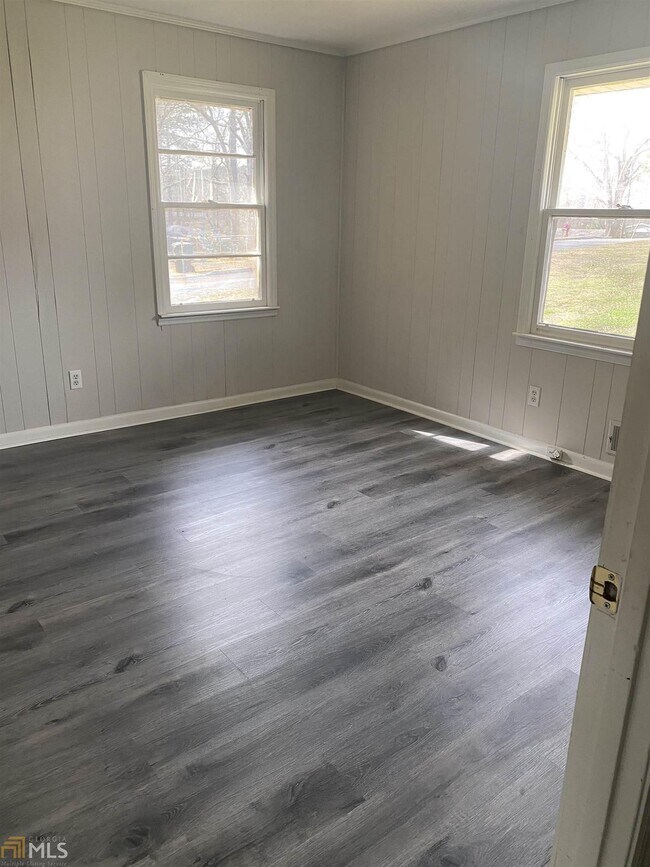 Foto del edificio - 5144 Lackey St SW