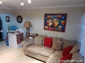 Foto del edificio - 11015 SW 1st St