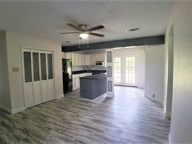 Foto del edificio - 1168 Preston Meadows Rd