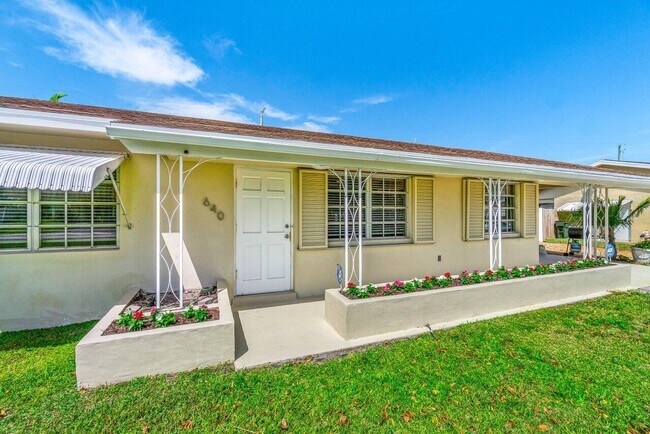 Foto del edificio - 640 Jaeger Dr