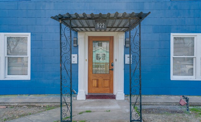 Foto del edificio - 922 McIlvaine