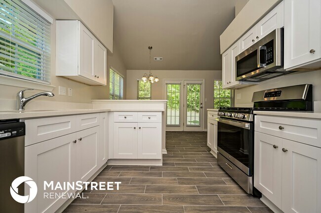 Foto del edificio - 7740 Briar Forest Ln