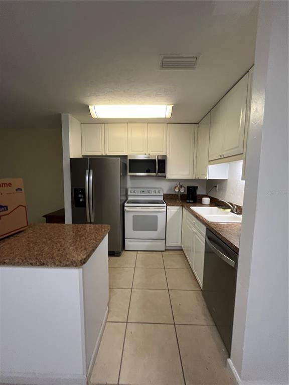 Foto del edificio - 2836 SW 14th Dr