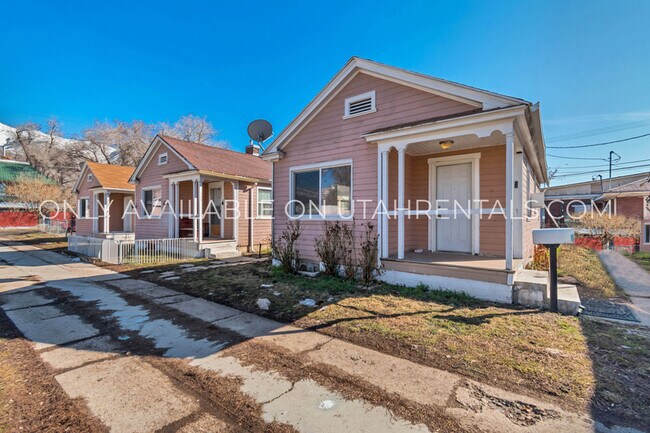 Building Photo - 3182 Adams Ave